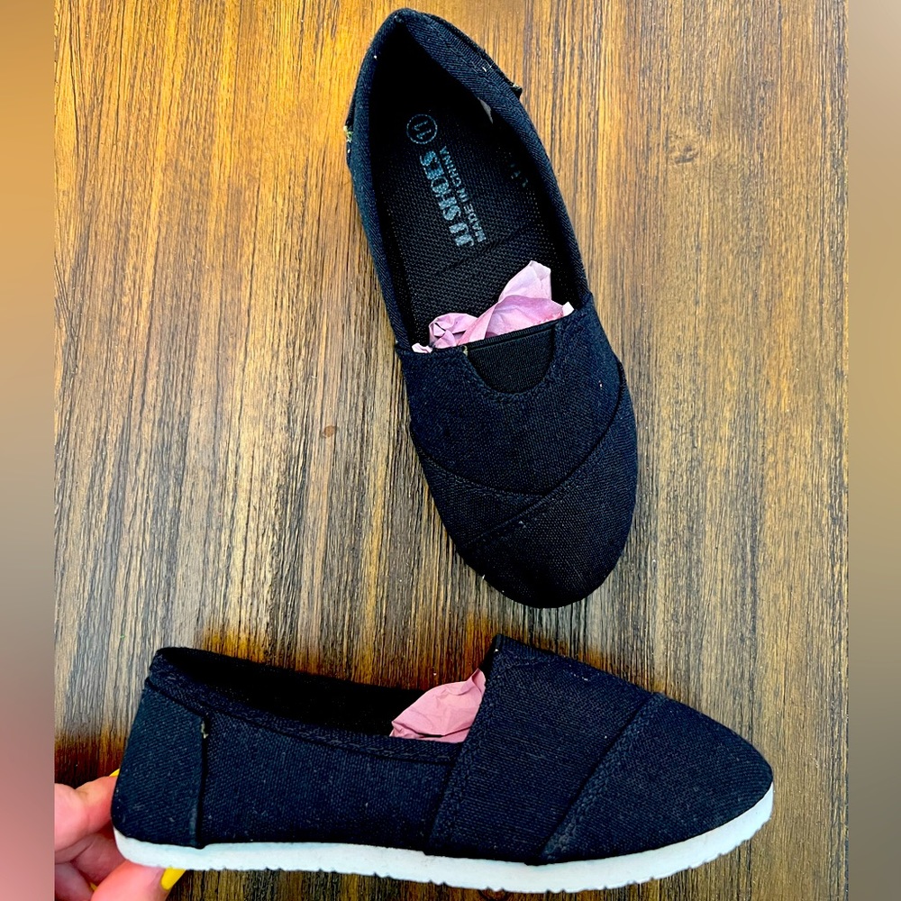 GIRL BLACK CANVAS SLIP ON FLAT SHOES CUTE FASHION SUMMER SPRING HOT NEW